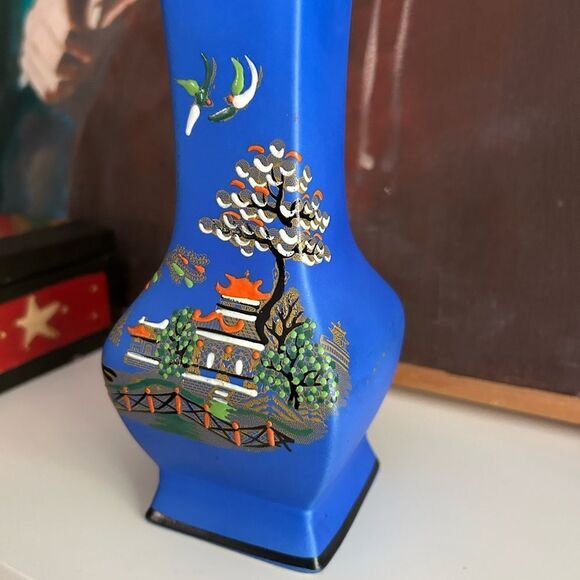 Blue Decorative Vase with Asian Art Design - Picture 5 of 15